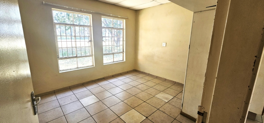 To Let 2 Bedroom Property for Rent in Rustenburg Rural North West